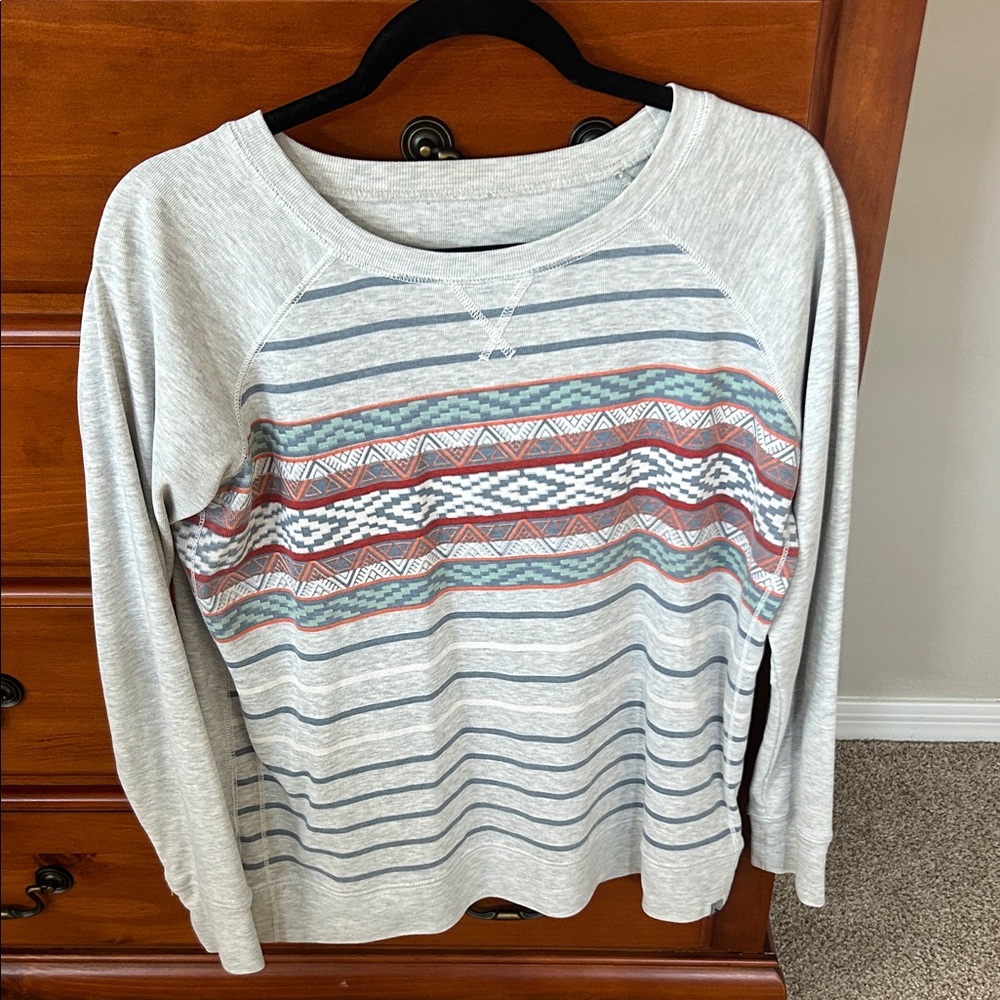 Eddie Bauer southwestern Patterned Gray Women's sweater. 

Smoke/pet free home.